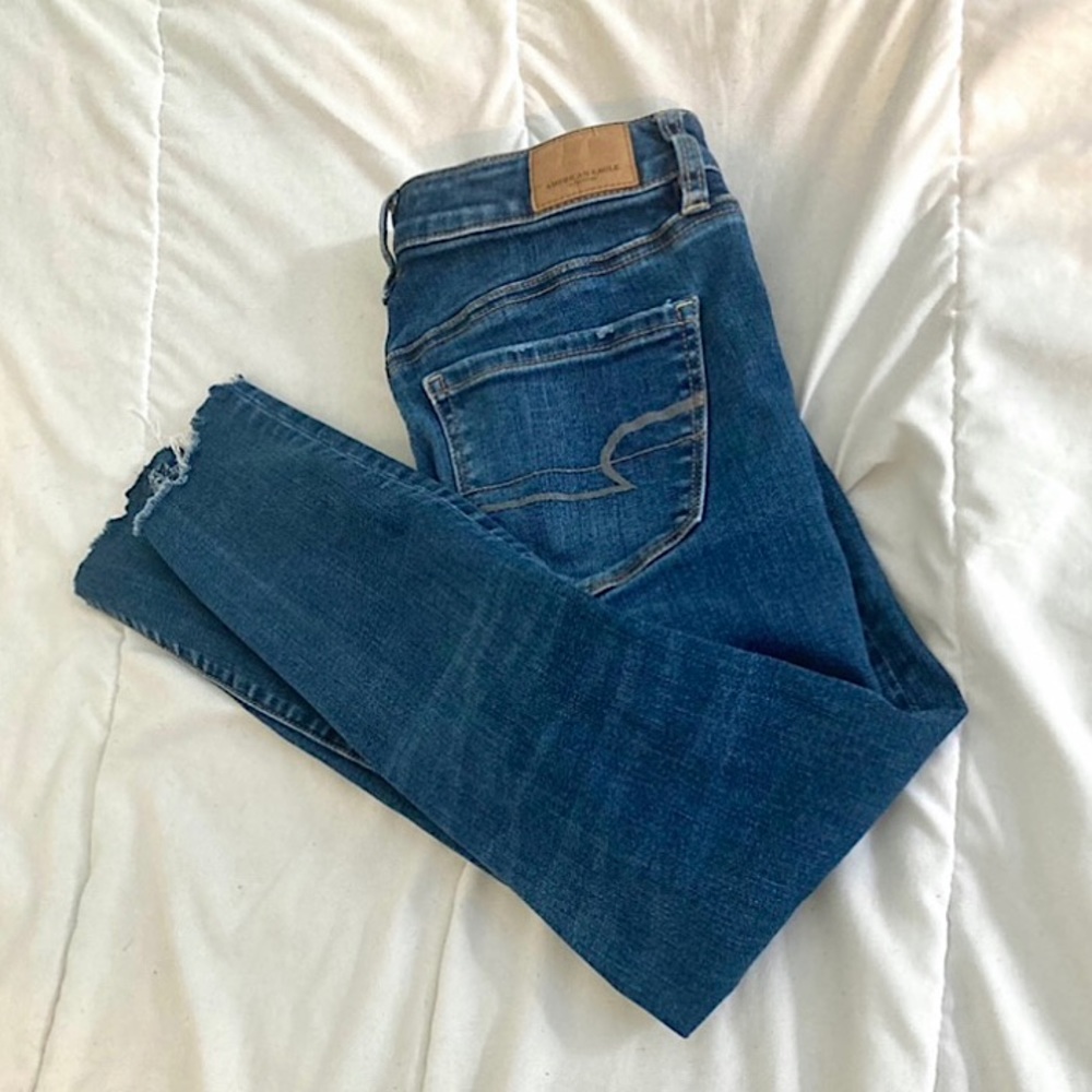 Dark Wash High-Rise Ripped Skinny Jeans